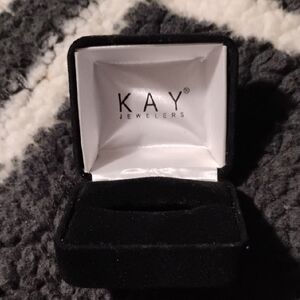 Kay Jewelers Black and White Jewelry Box